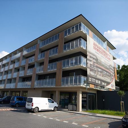 Apartamenty 24H Pileckiego Варшава Экстерьер фото